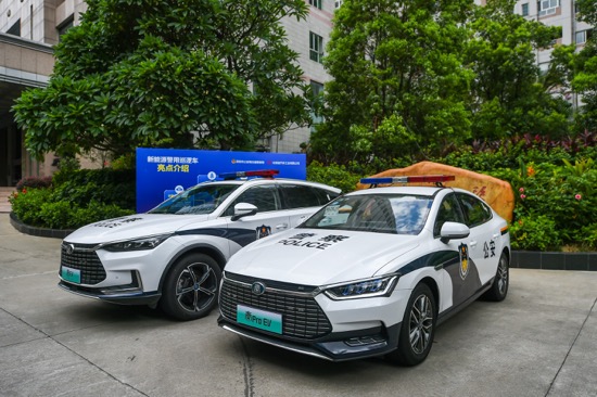 米博体育智能卡/RFID 深圳：搭载车牌识别系统的新能源智慧警车将上路